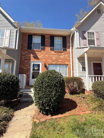 $1,850 | 8212 Circle Tree Lane, Charlotte, NC 28277