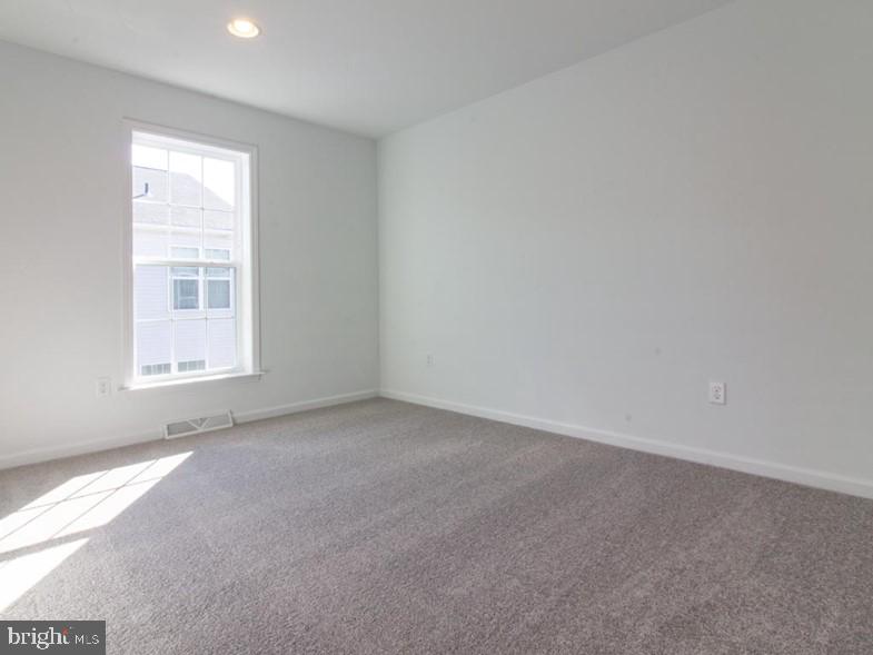 3228 Light Way Mechanicsburg, PA 17055 - Photo 21 of 33 an empty room with a window