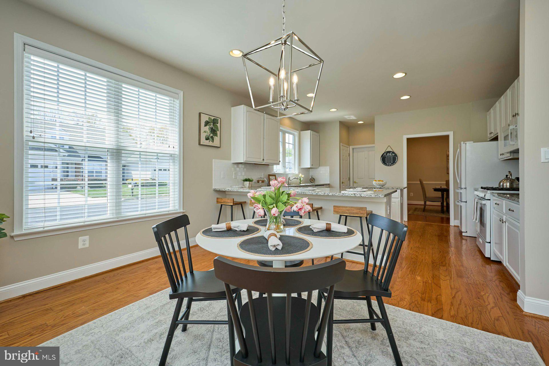 6907 Broadleaf Terrace Gainesville, VA 20155 - Photo 21 of 54 Check out updated Light Fixture in Breakfast Nook