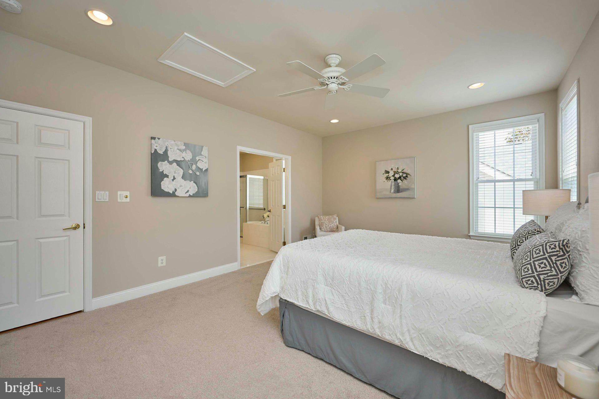 6907 Broadleaf Terrace Gainesville, VA 20155 - Photo 25 of 54 Spacious Primary w/ceiling fan & recessed lights
