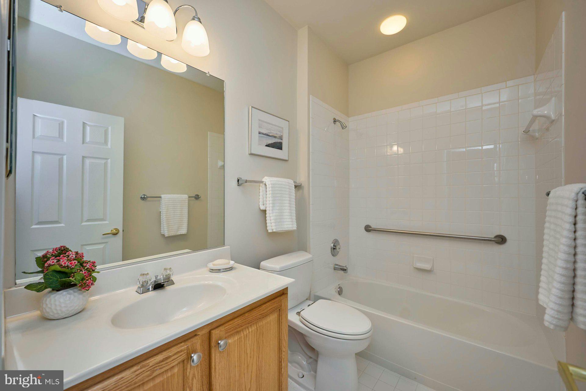 6907 Broadleaf Terrace Gainesville, VA 20155 - Photo 33 of 54 Hallway Full Bath Across from Bedroom w/shower/tub