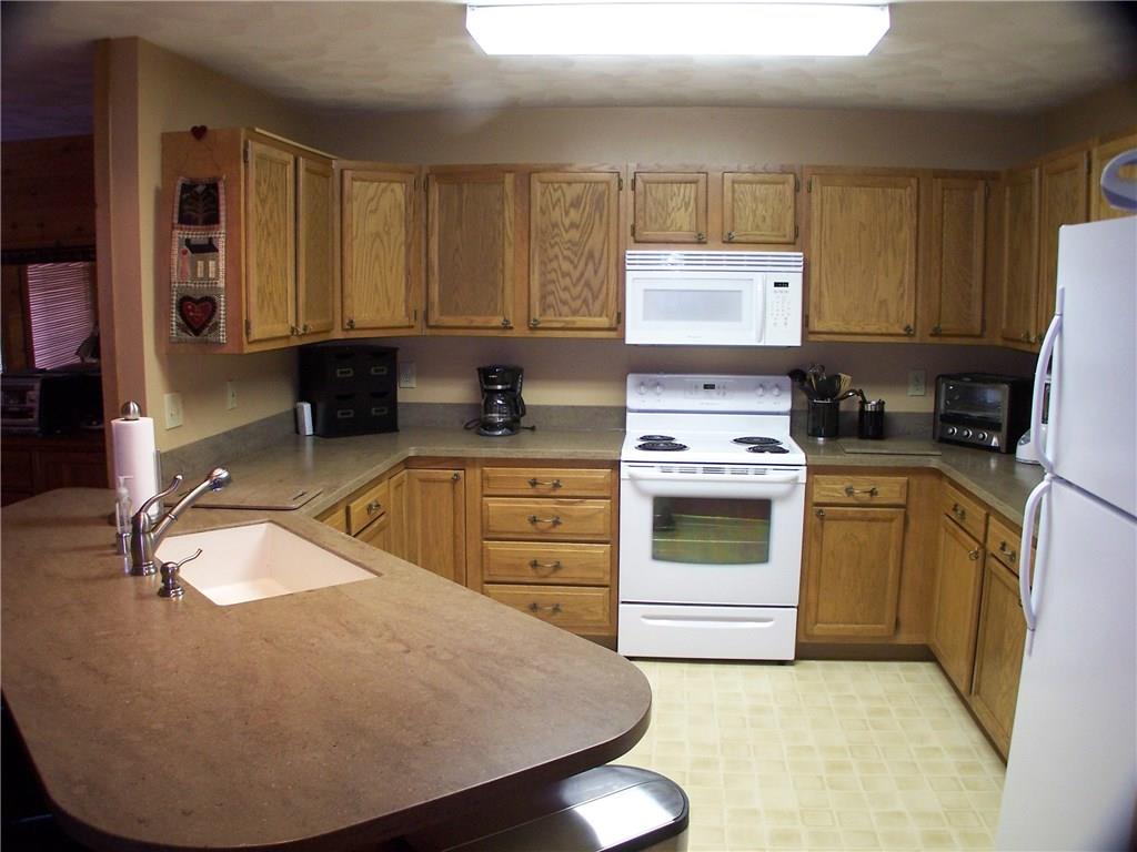 1929 South Ridge Way Hidden Valley, PA 15502 - Photo 7 of 23 Gallery Image 7
