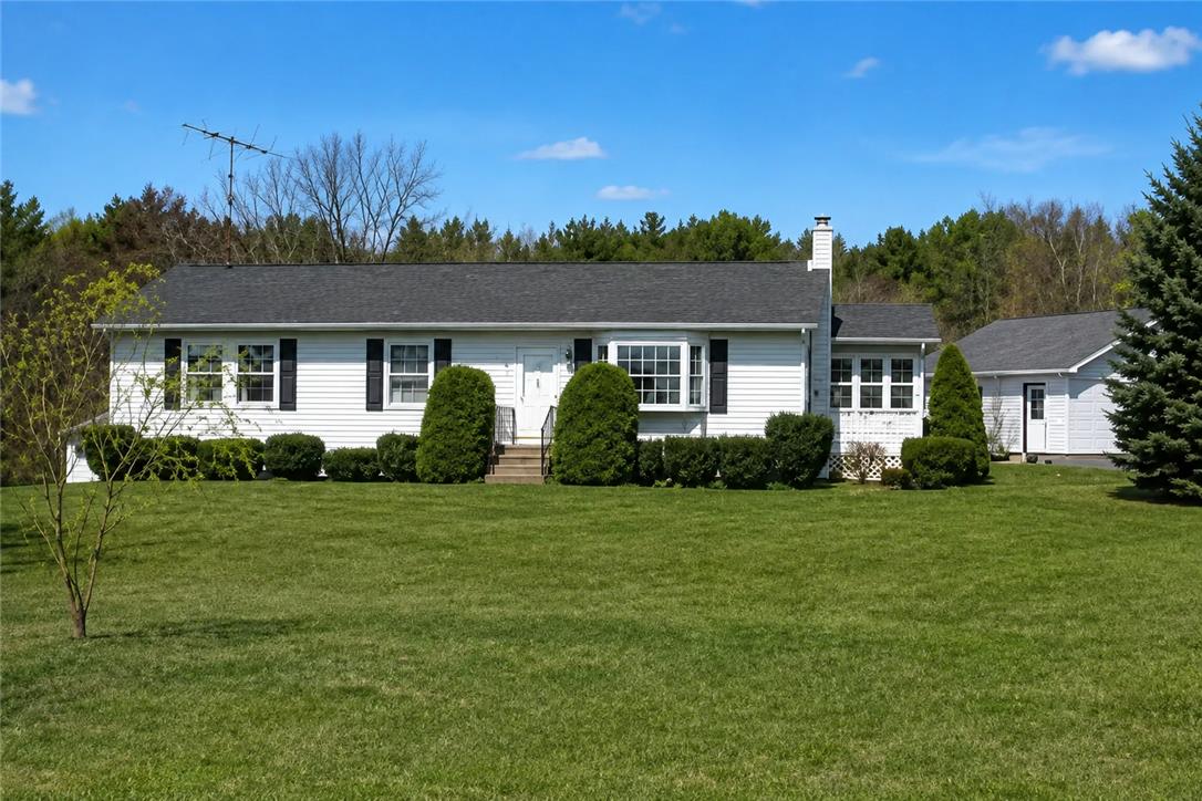 1495 Koch Road Kunkletown, PA 18058 - Photo 1 of 10 Classic ranch-style with aluminum ramp for easy access