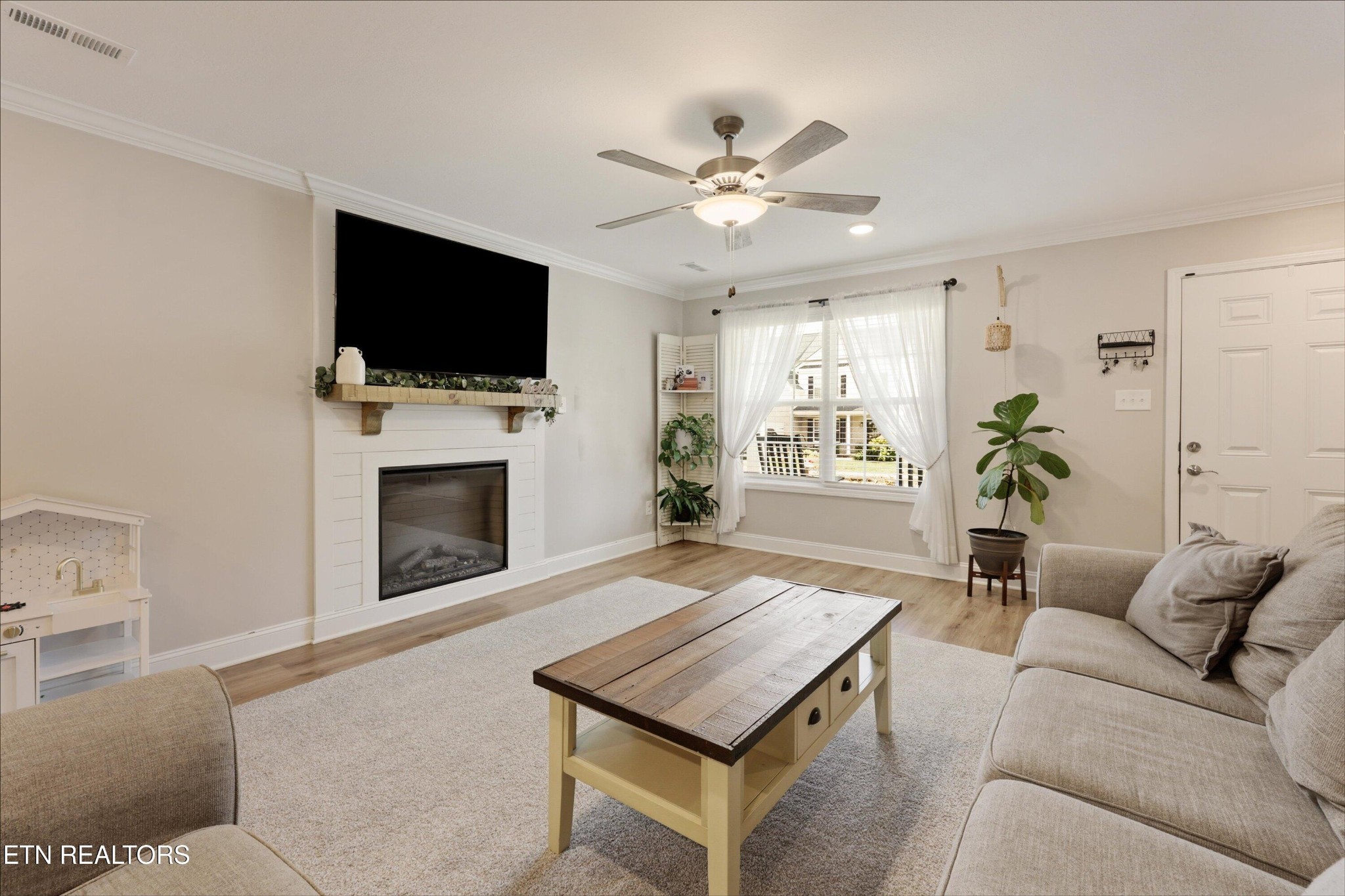 7621 Honey Oaks Road Corryton, TN 37721 - Photo 4 of 35 Gallery Image 4