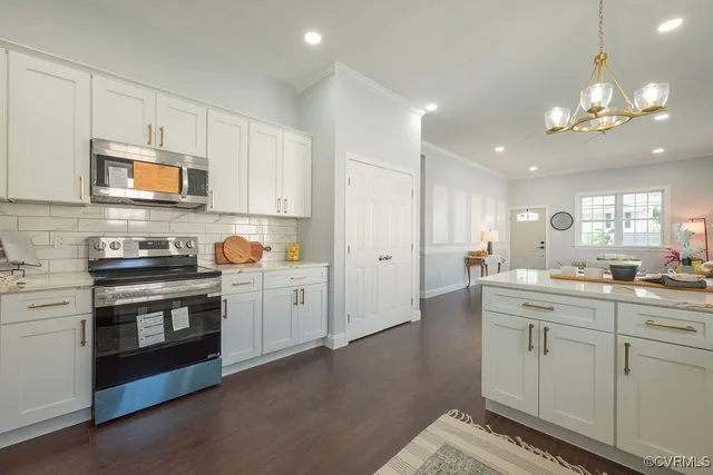 $340,000 | 208 Piedmont Avenue, Colonial Heights, VA 23834