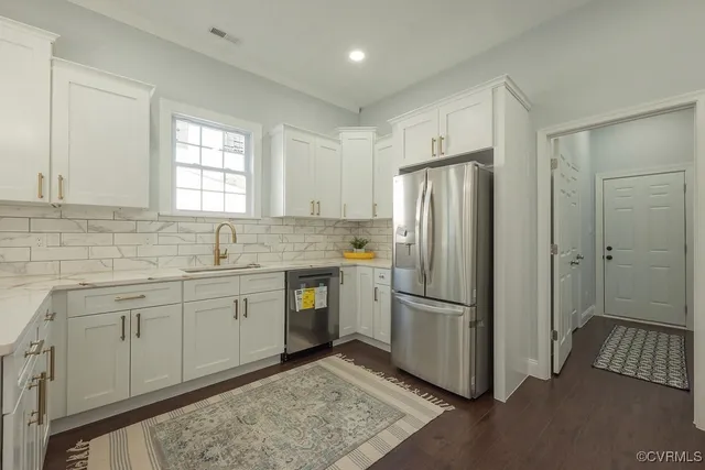 $340,000 | 208 Piedmont Avenue, Colonial Heights, VA 23834