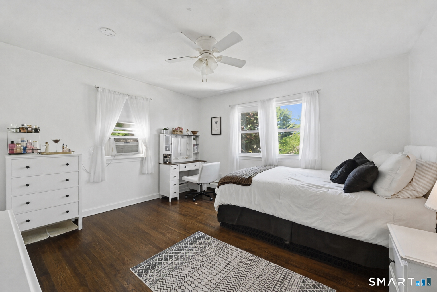 8 Winthrop Road Bethel, CT 06801 - Photo 23 of 32