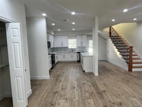 $387,777 | 10811 River Oaks Drive, Conroe, TX 77385