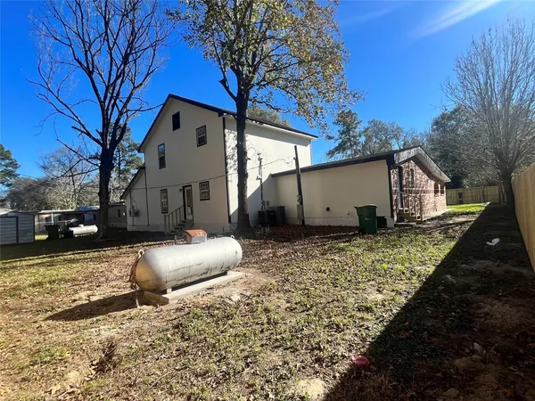 $387,777 | 10811 River Oaks Drive, Conroe, TX 77385
