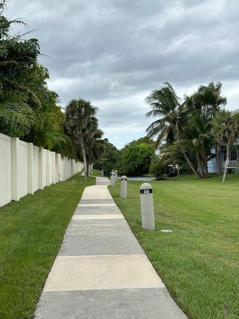 226 Seabreeze Circle Jupiter, FL 33477 - Photo 14 of 22 a park with large trees