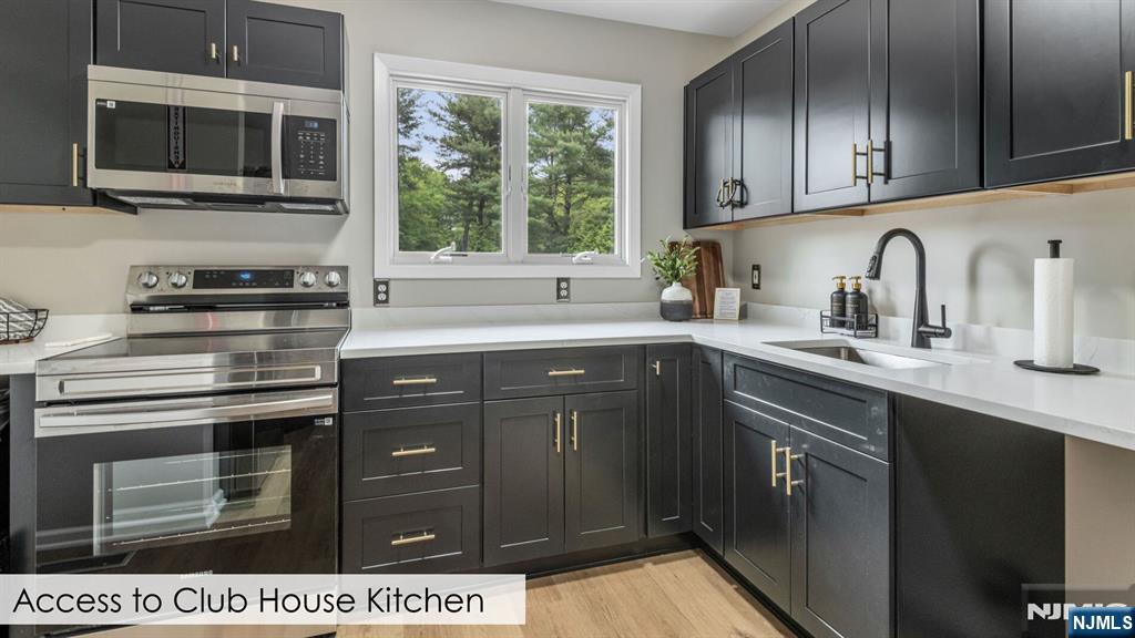 183 Van Winkle Lane Mahwah, NJ 07430 - Photo 28 of 38