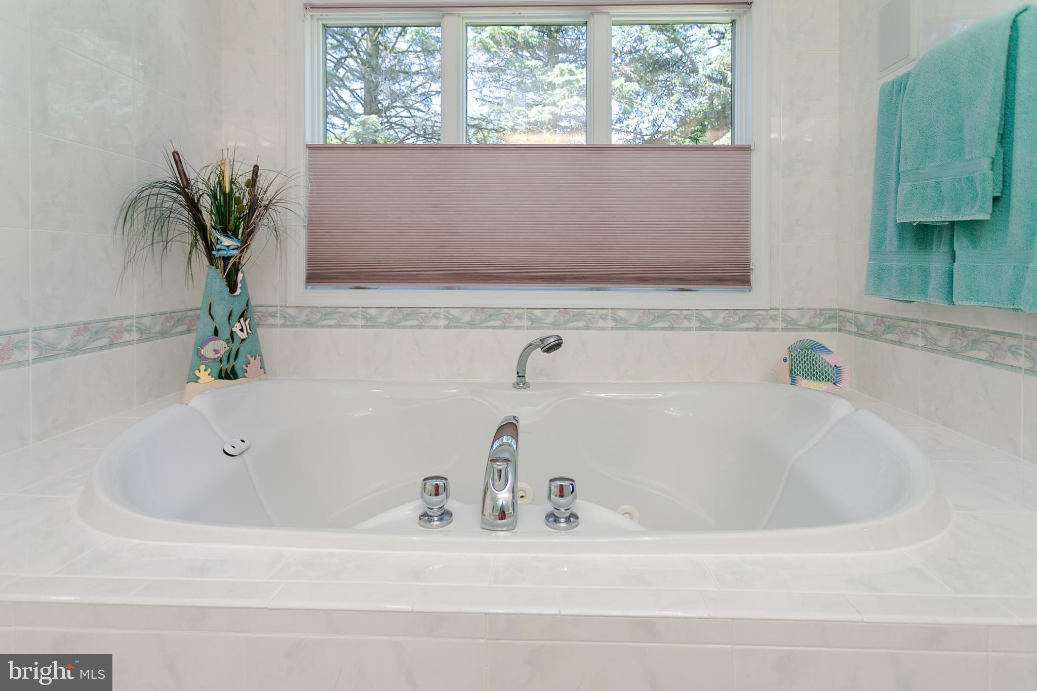 6 Edgewood Road Robbinsville, NJ 08691 - Photo 27 of 37 Gallery Image 27
