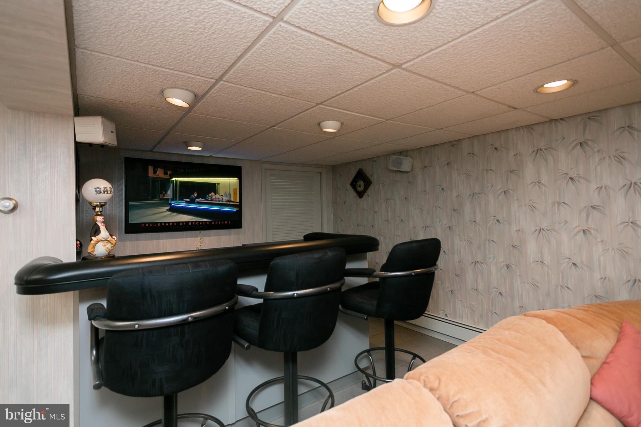 6 Edgewood Road Robbinsville, NJ 08691 - Photo 32 of 37 basement bar