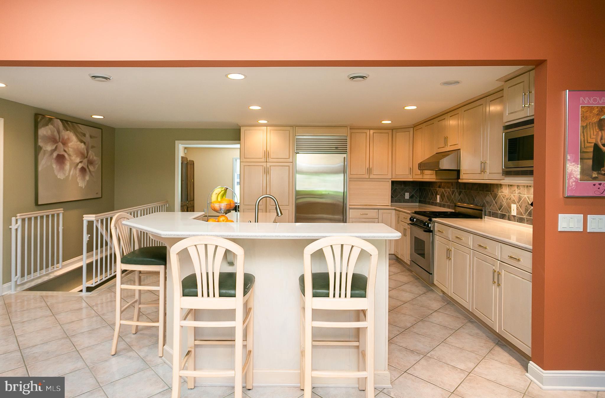 6 Edgewood Road Robbinsville, NJ 08691 - Photo 9 of 37 Gallery Image 9