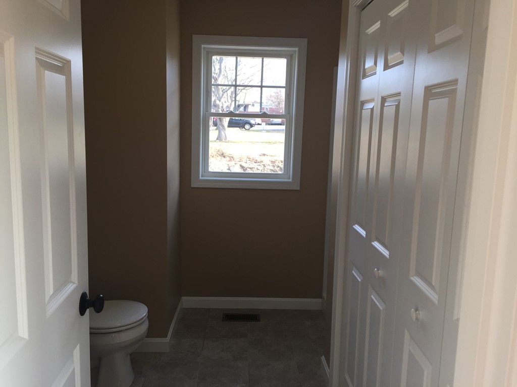 385 Ludlow Street Fall River, MA 02721 - Photo 5 of 9 Gallery Image 5