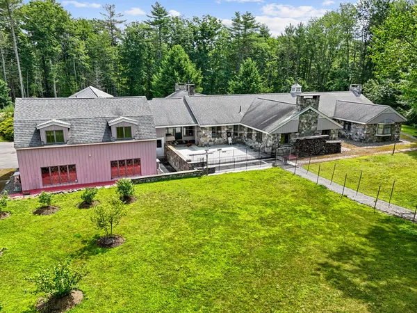 $850,000 | 16 Davis Point Road, Wayne, ME 04284