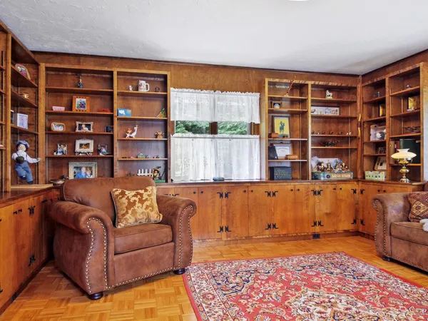 $850,000 | 16 Davis Point Road, Wayne, ME 04284
