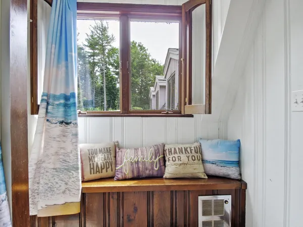 $850,000 | 16 Davis Point Road, Wayne, ME 04284