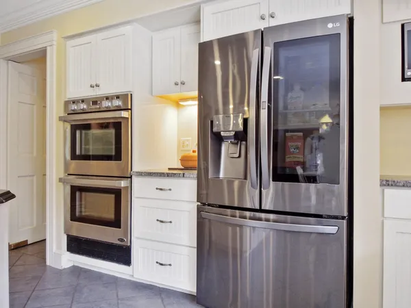 $850,000 | 16 Davis Point Road, Wayne, ME 04284