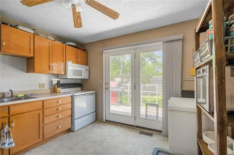$160,000 | 1406 Osage Trail Street, Independence, MO 64058
