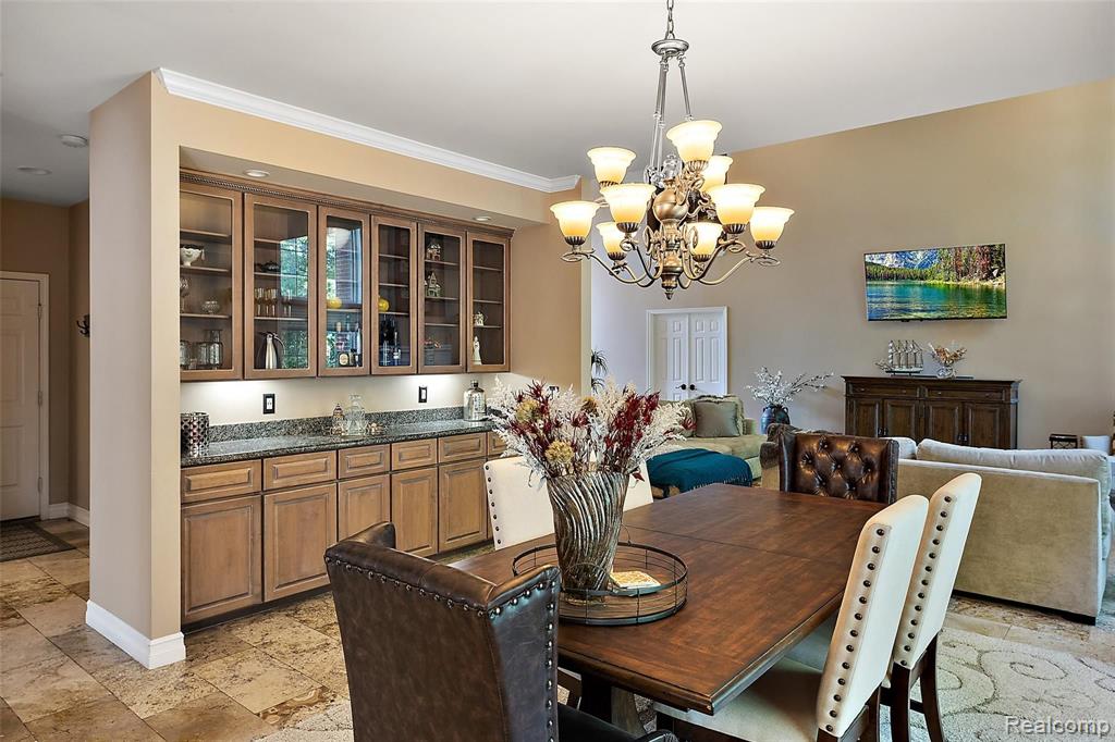 3501 Warwick Drive Rochester Hills, MI 48309 - Photo 13 of 67