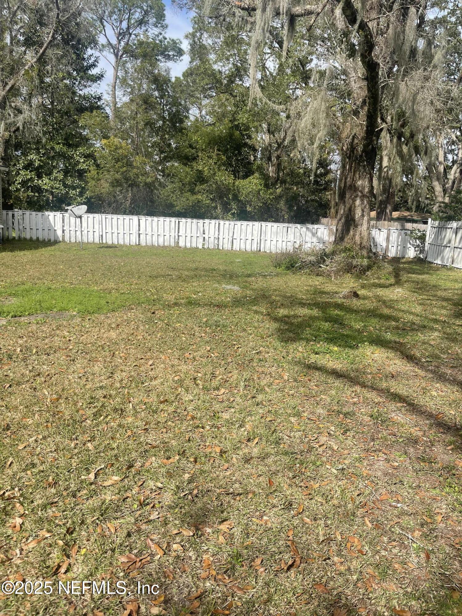 9557 Shellie Road Jacksonville, FL 32257 - Photo 5 of 5 IMG_7062