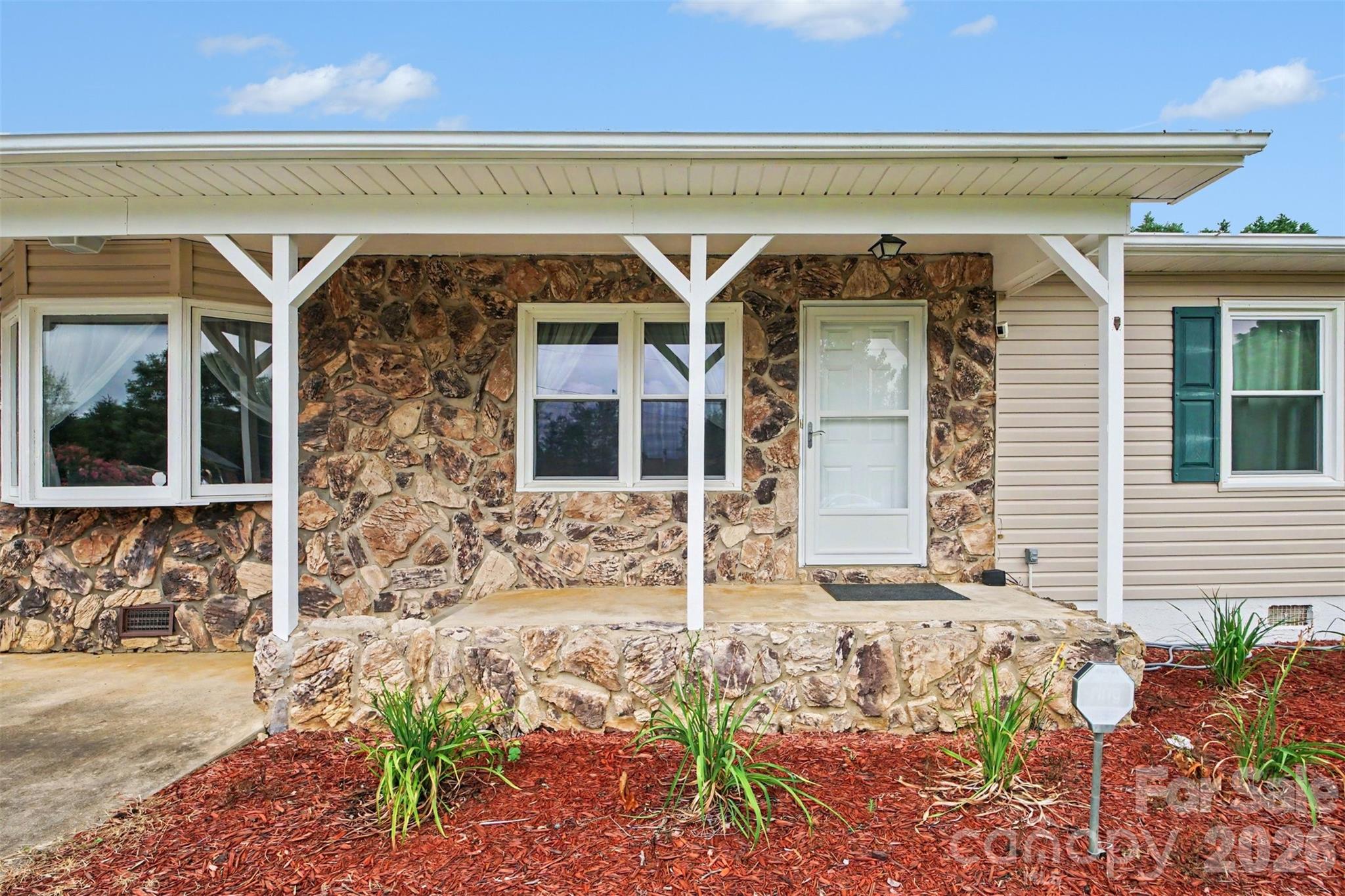 155 Park Villa Road Salisbury, NC 28146 - Photo 2 of 37
