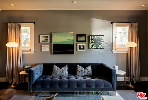 $2,700,000 | 945 South Muirfield Road, Los Angeles, CA 90019