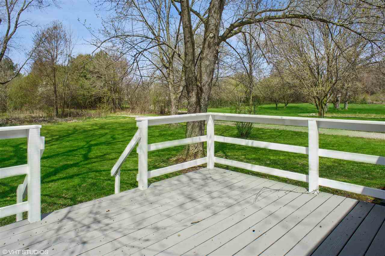 7065 North Center Road Mount Morris, MI 48458 - Photo 28 of 31 Deck
