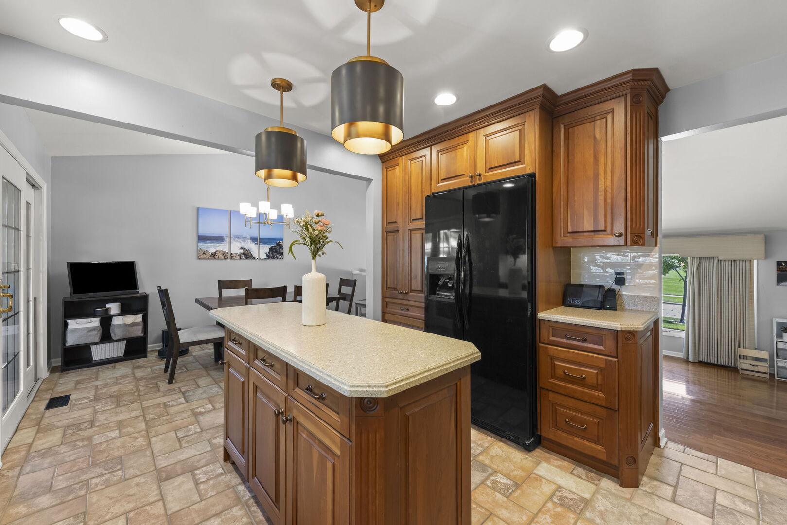 1350 Rebecca Road Lombard, IL 60148 - Photo 7 of 40 Gallery Image 7