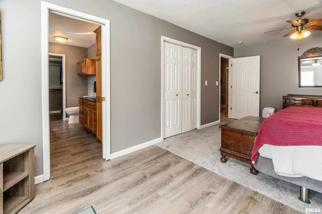 $229,000 | 905 North Granite Street, Marion, IL 62959