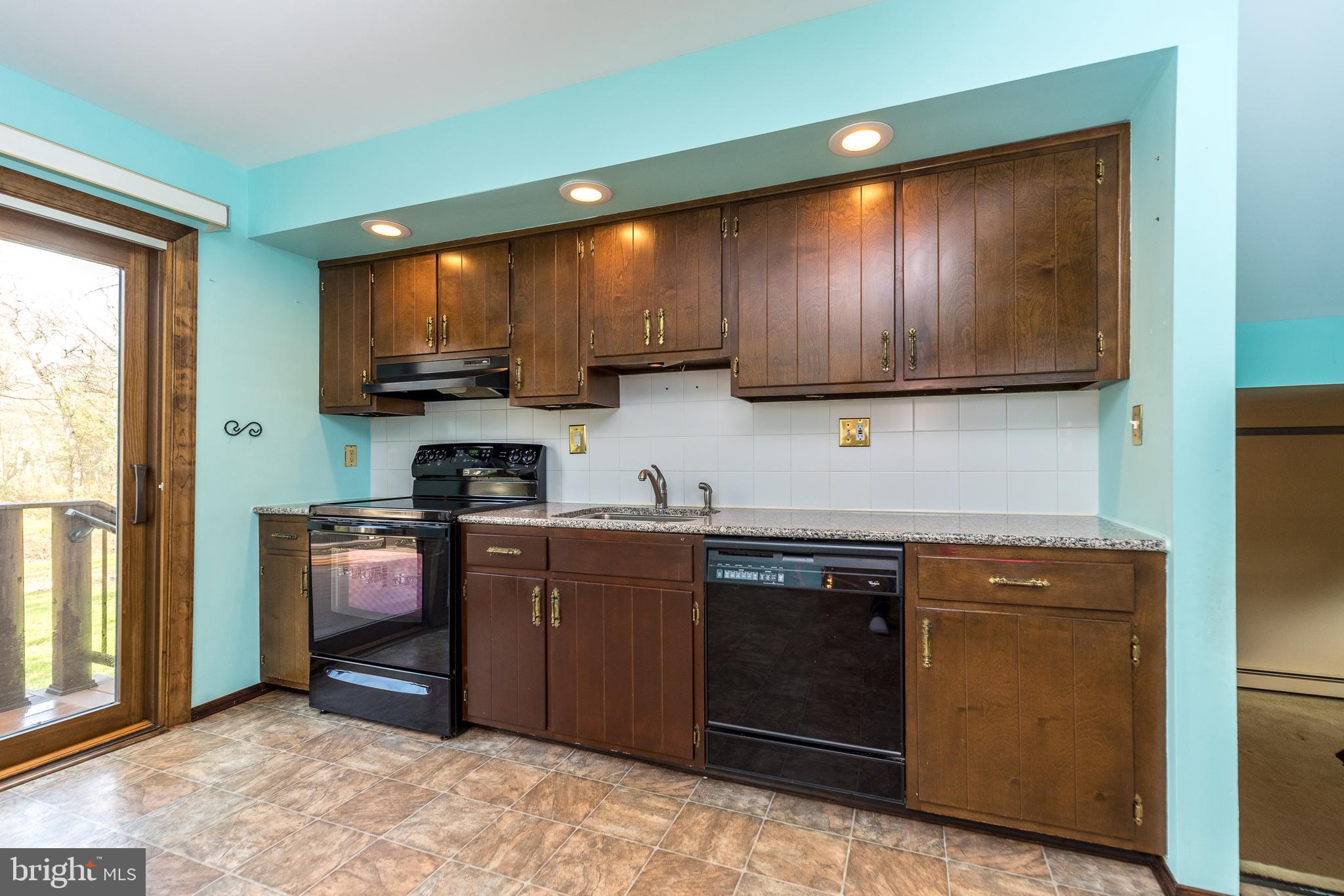 24 Fairhill Road Huntingdon Valley, PA 19006 - Photo 14 of 50 Gallery Image 14