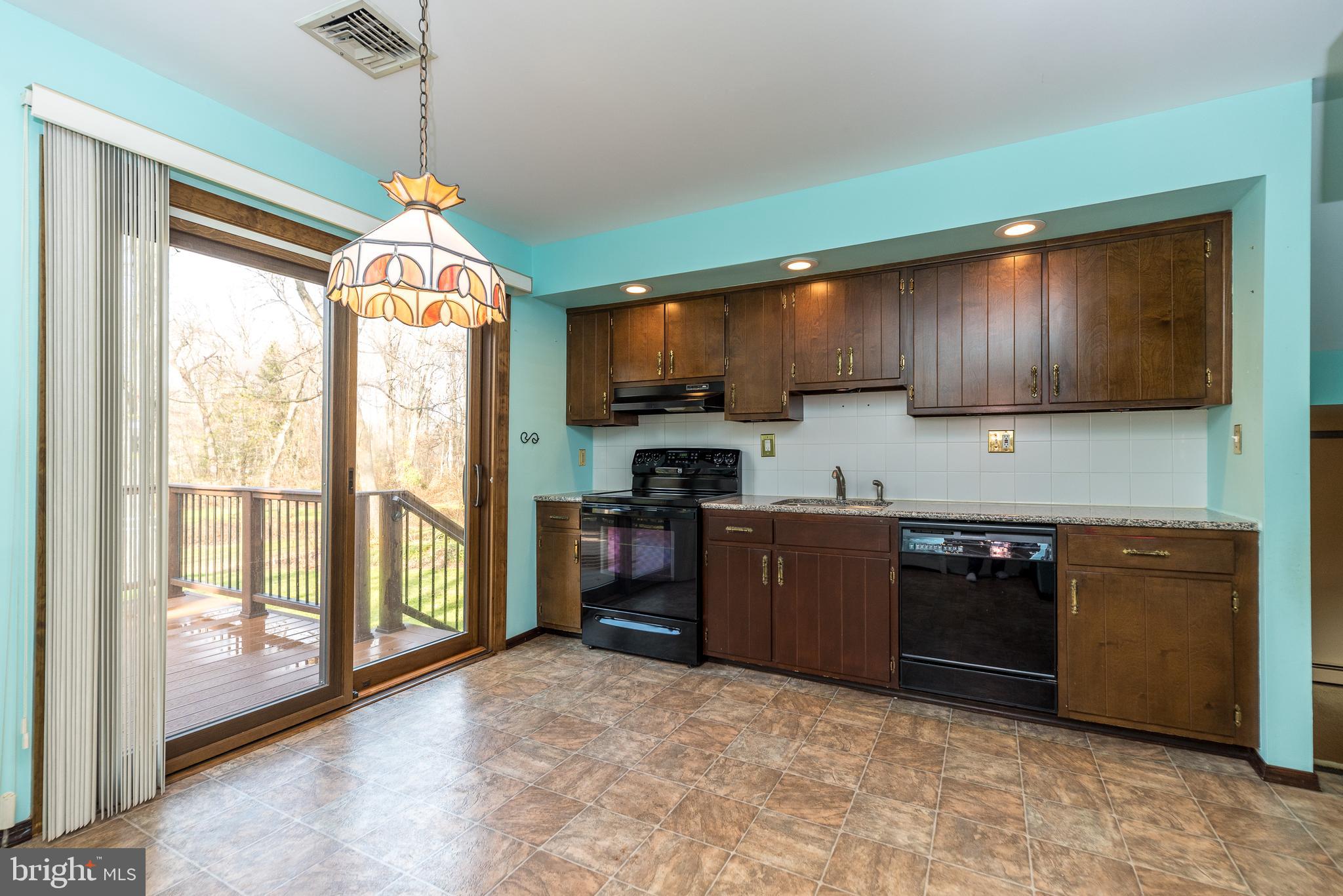 24 Fairhill Road Huntingdon Valley, PA 19006 - Photo 16 of 50 Gallery Image 16