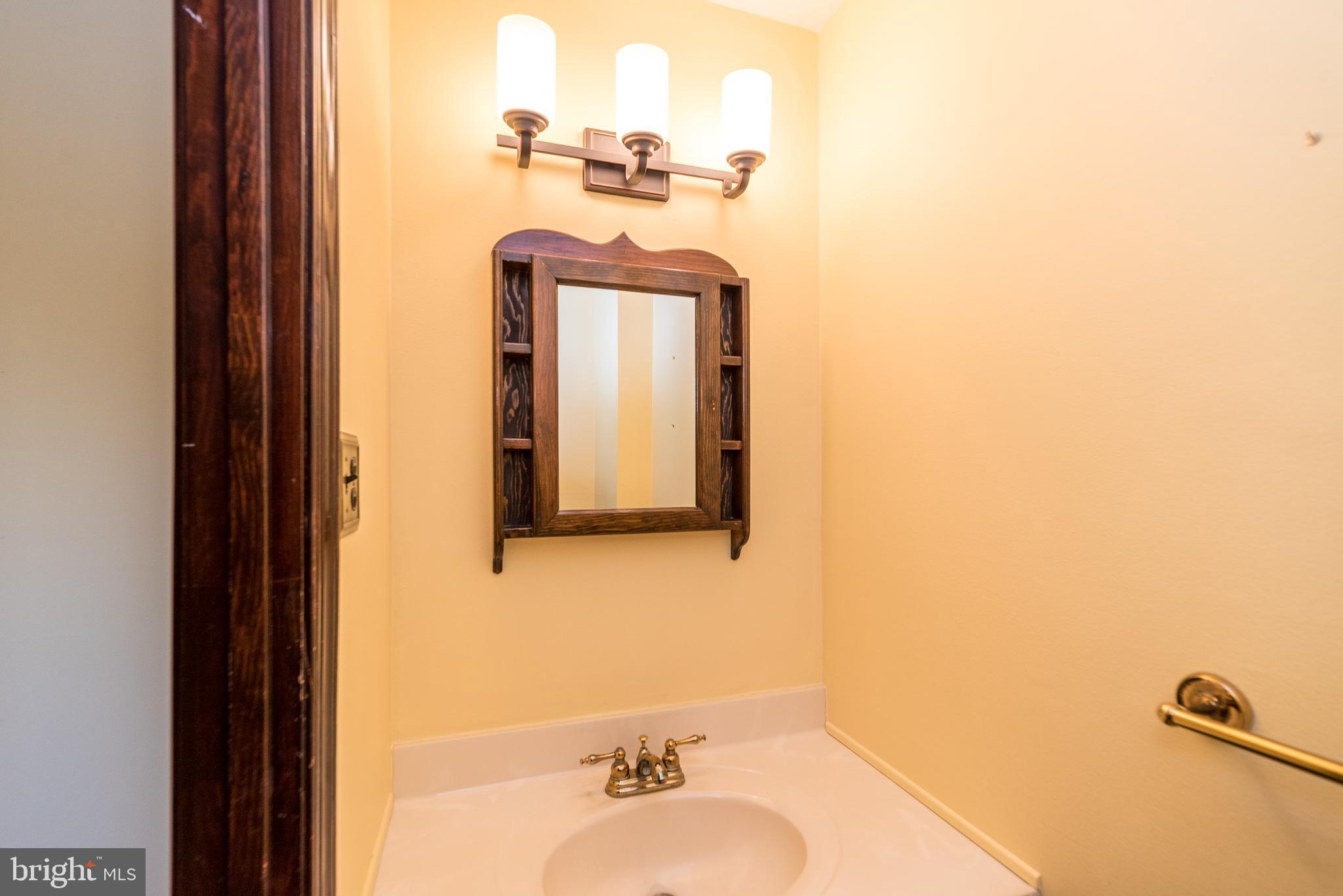 24 Fairhill Road Huntingdon Valley, PA 19006 - Photo 24 of 50 Powder Room