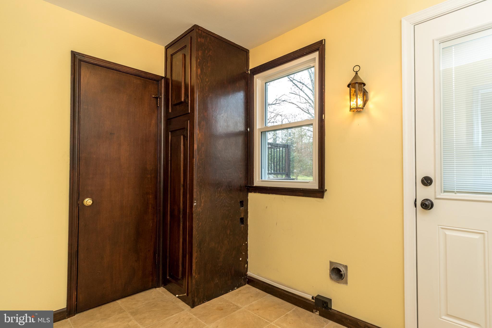 24 Fairhill Road Huntingdon Valley, PA 19006 - Photo 26 of 50 Gallery Image 26