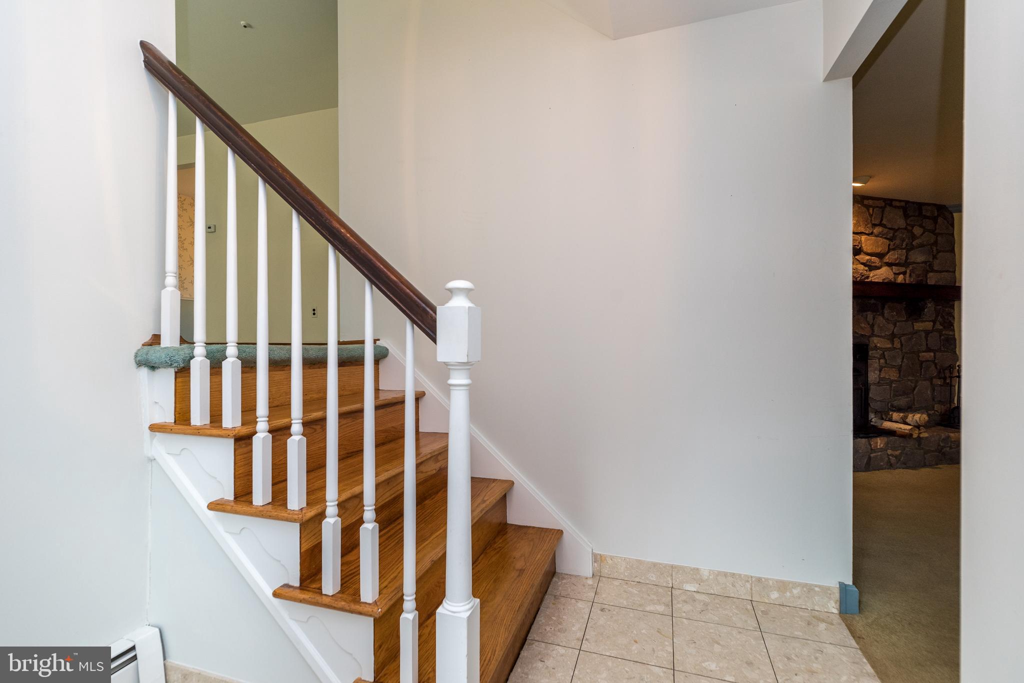 24 Fairhill Road Huntingdon Valley, PA 19006 - Photo 7 of 50 Gallery Image 7