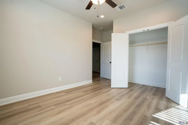 $309,900 | 7055 Kenilworth Crossing Avenue, Baton Rouge, LA 70820