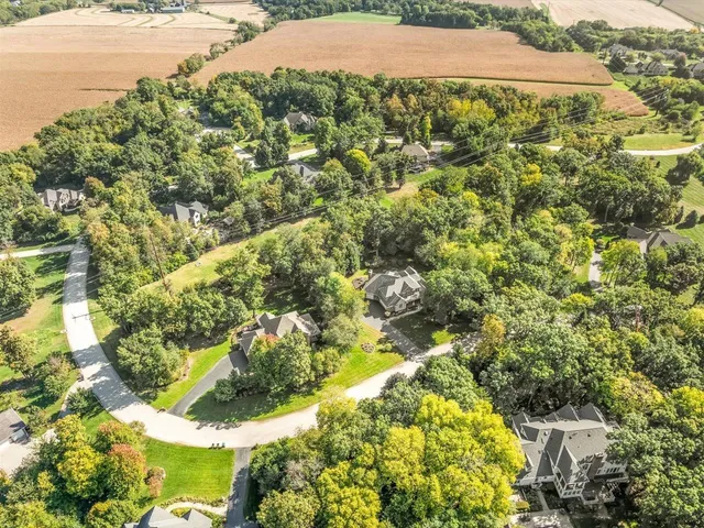 $995,000 | 12936 Melrose Road, Caledonia, IL 61011