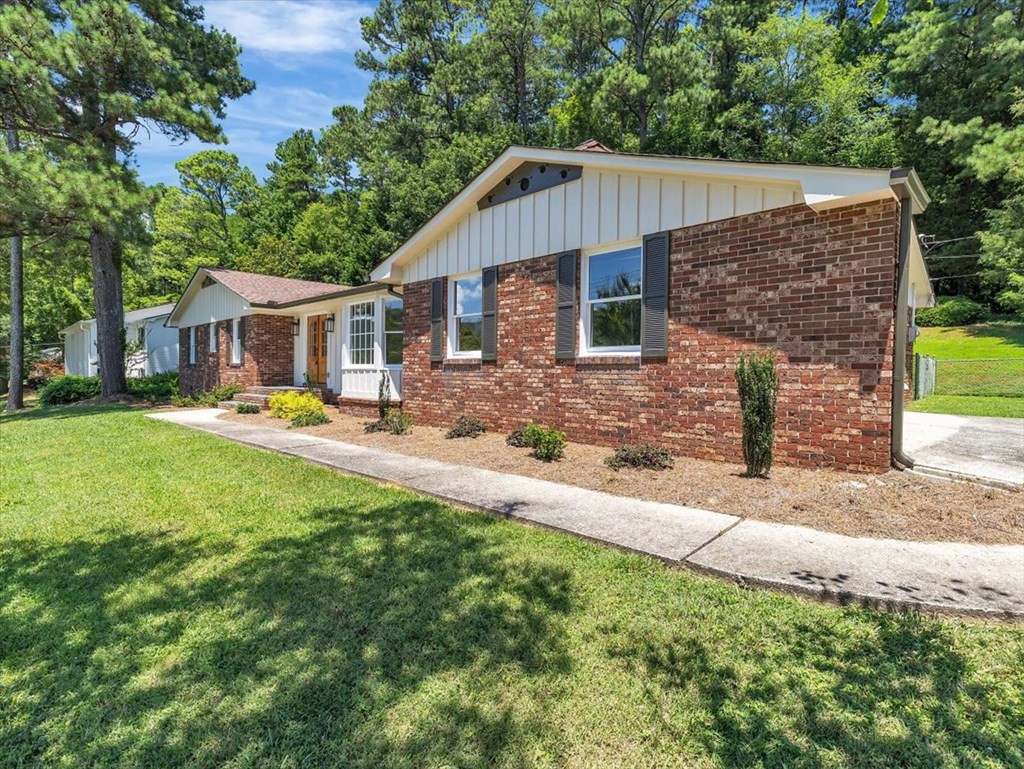100 North Tibbs Road Dalton, GA 30720 - Photo 3 of 64 Gallery Image 3