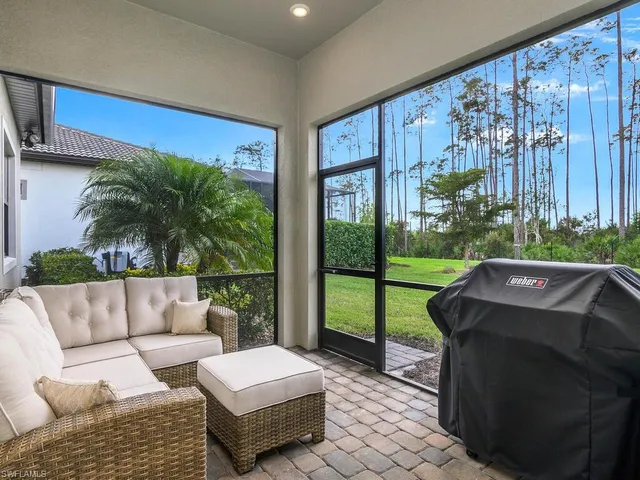 a view of livingroom with furniture and wooden floor