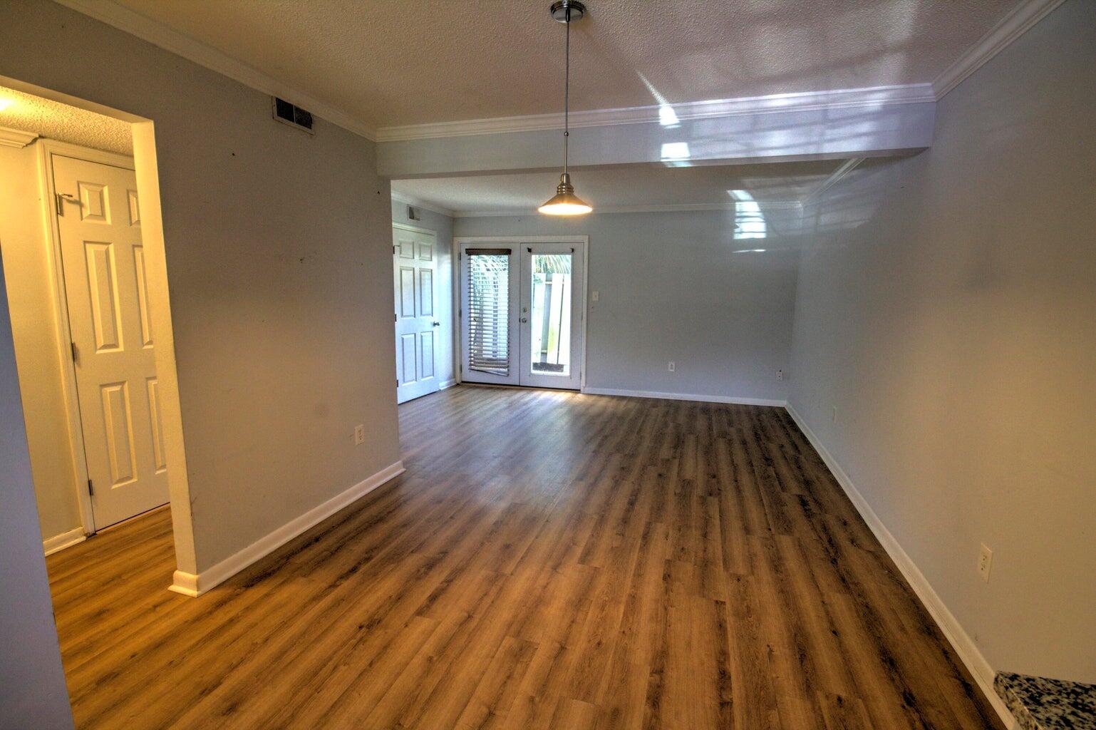 2362 Parsonage Road, Unit 7B Charleston, SC 29414 - Photo 3 of 8 3