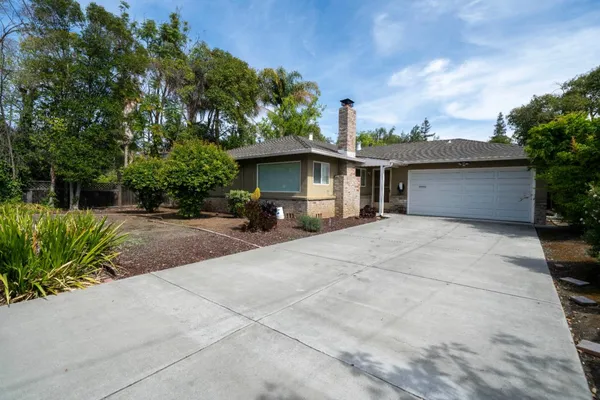 $2,399,000 | 792 East Meadow Drive, Palo Alto, CA 94303
