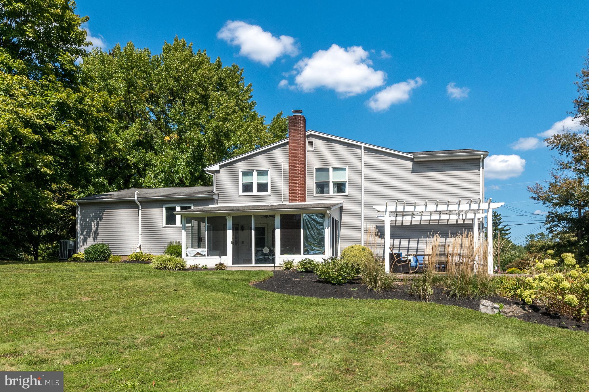 3184 Berkshire Road Doylestown, PA 18902 - Photo 15 of 54