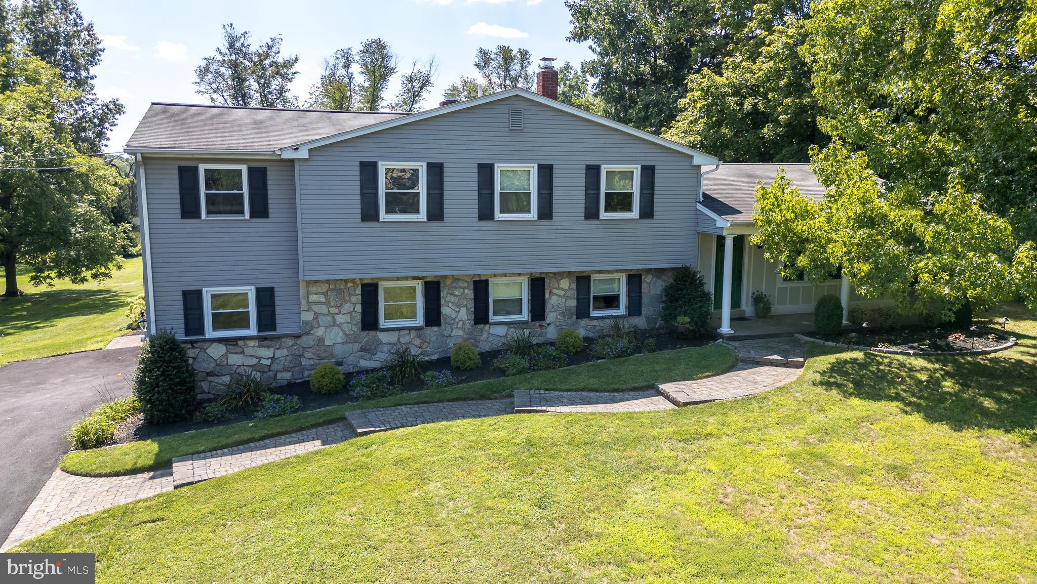 3184 Berkshire Road Doylestown, PA 18902 - Photo 2 of 54