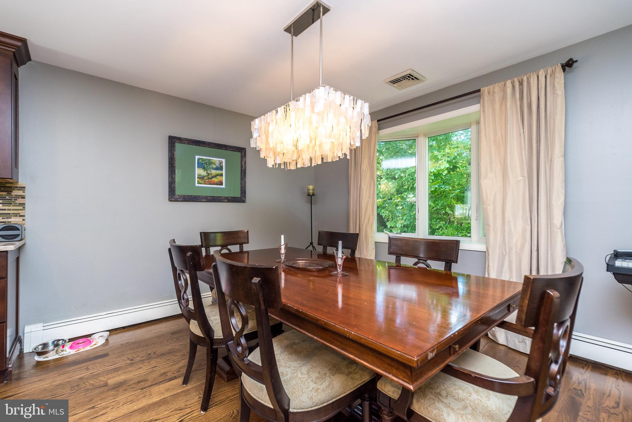 3184 Berkshire Road Doylestown, PA 18902 - Photo 24 of 54 Dining Room