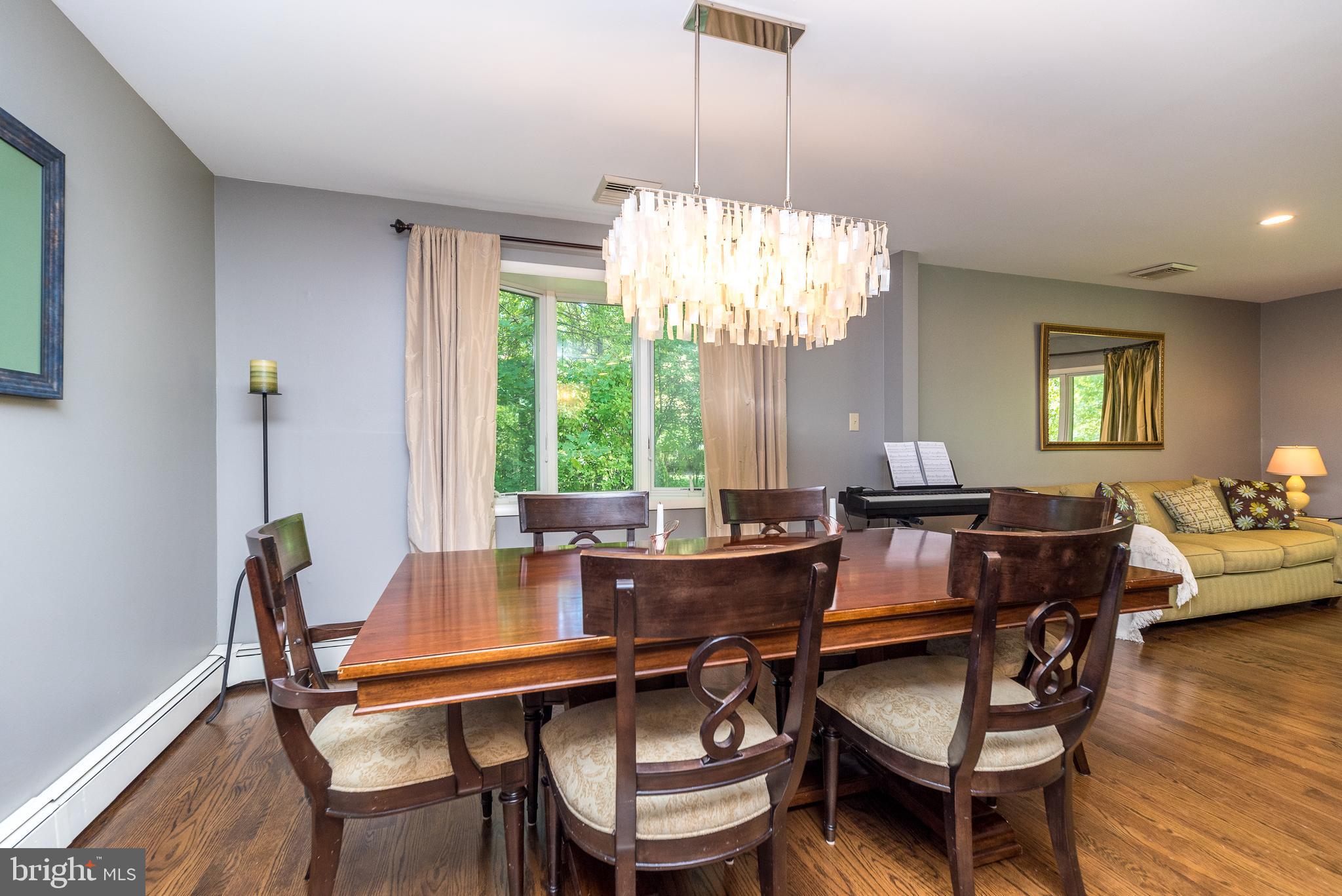 3184 Berkshire Road Doylestown, PA 18902 - Photo 25 of 54 Dining Room