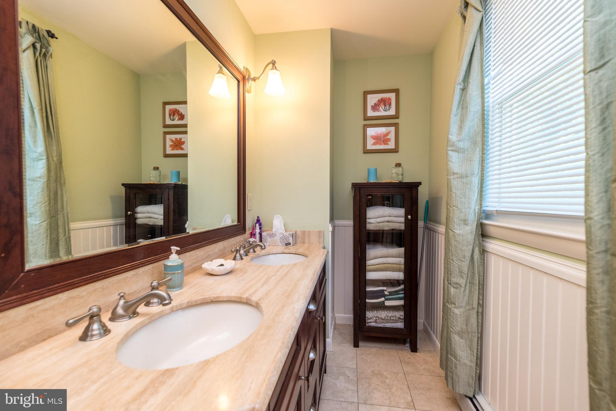 3184 Berkshire Road Doylestown, PA 18902 - Photo 47 of 54 Primary Bathroom