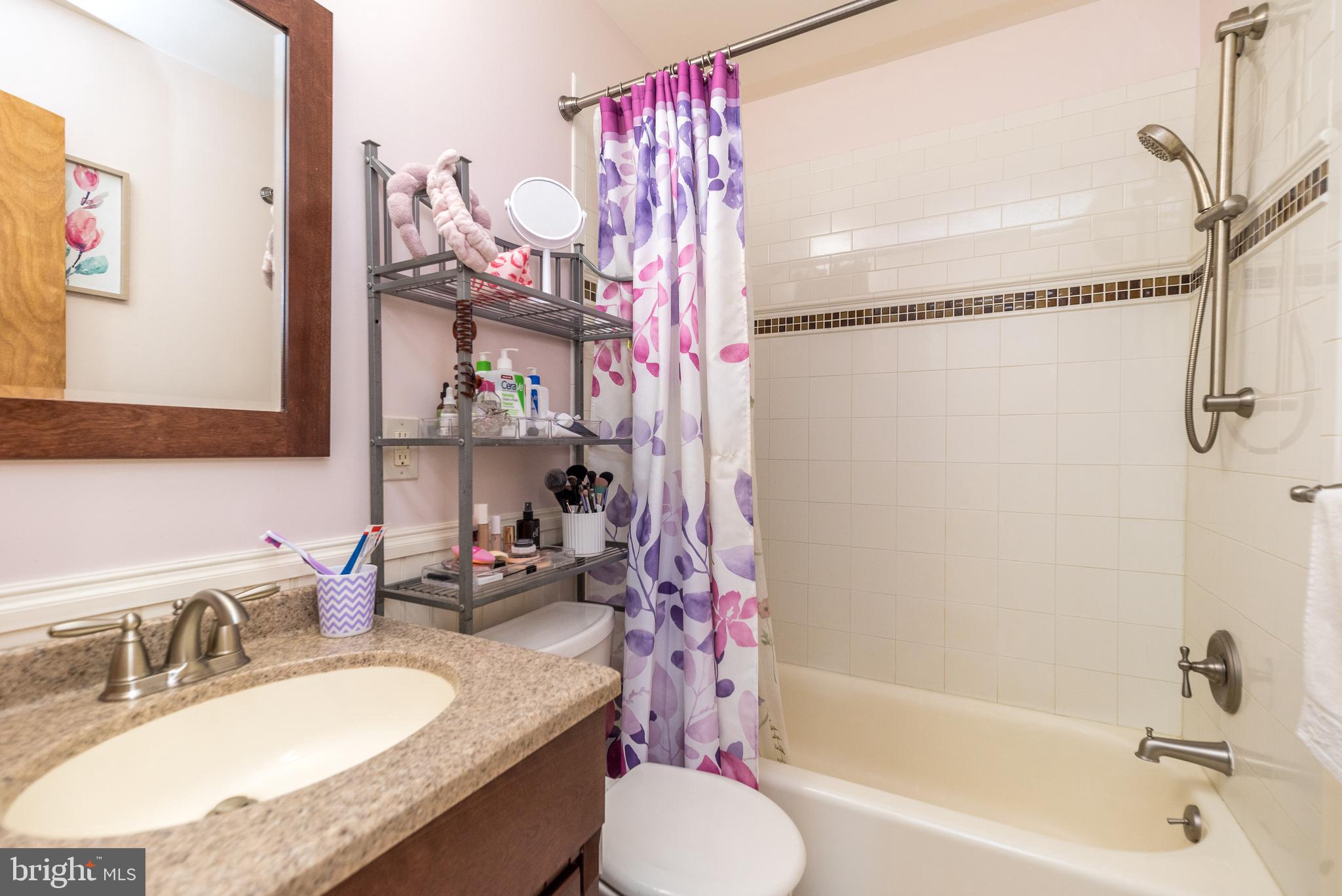 3184 Berkshire Road Doylestown, PA 18902 - Photo 54 of 54 Full Bathroom