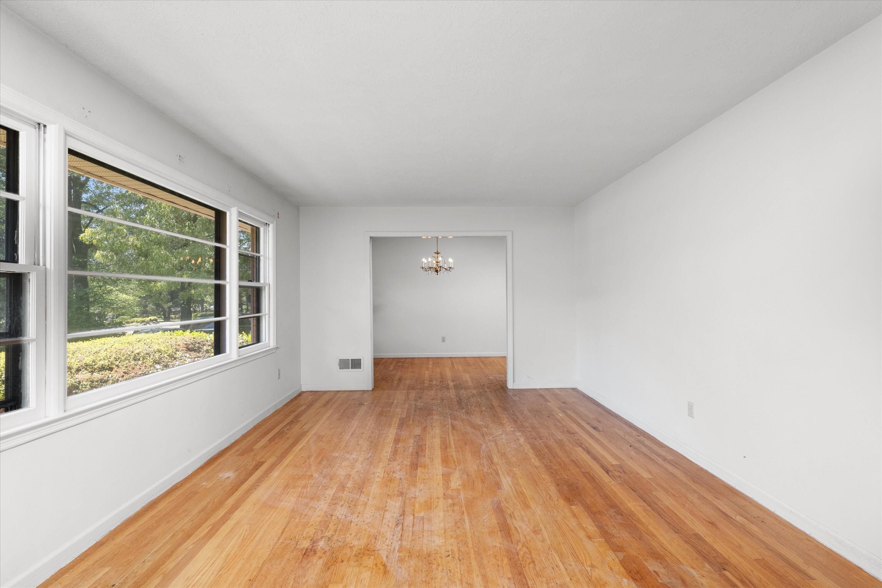 1914 Pine Log Road Aiken, SC 29803 - Photo 11 of 49 28-P1709926