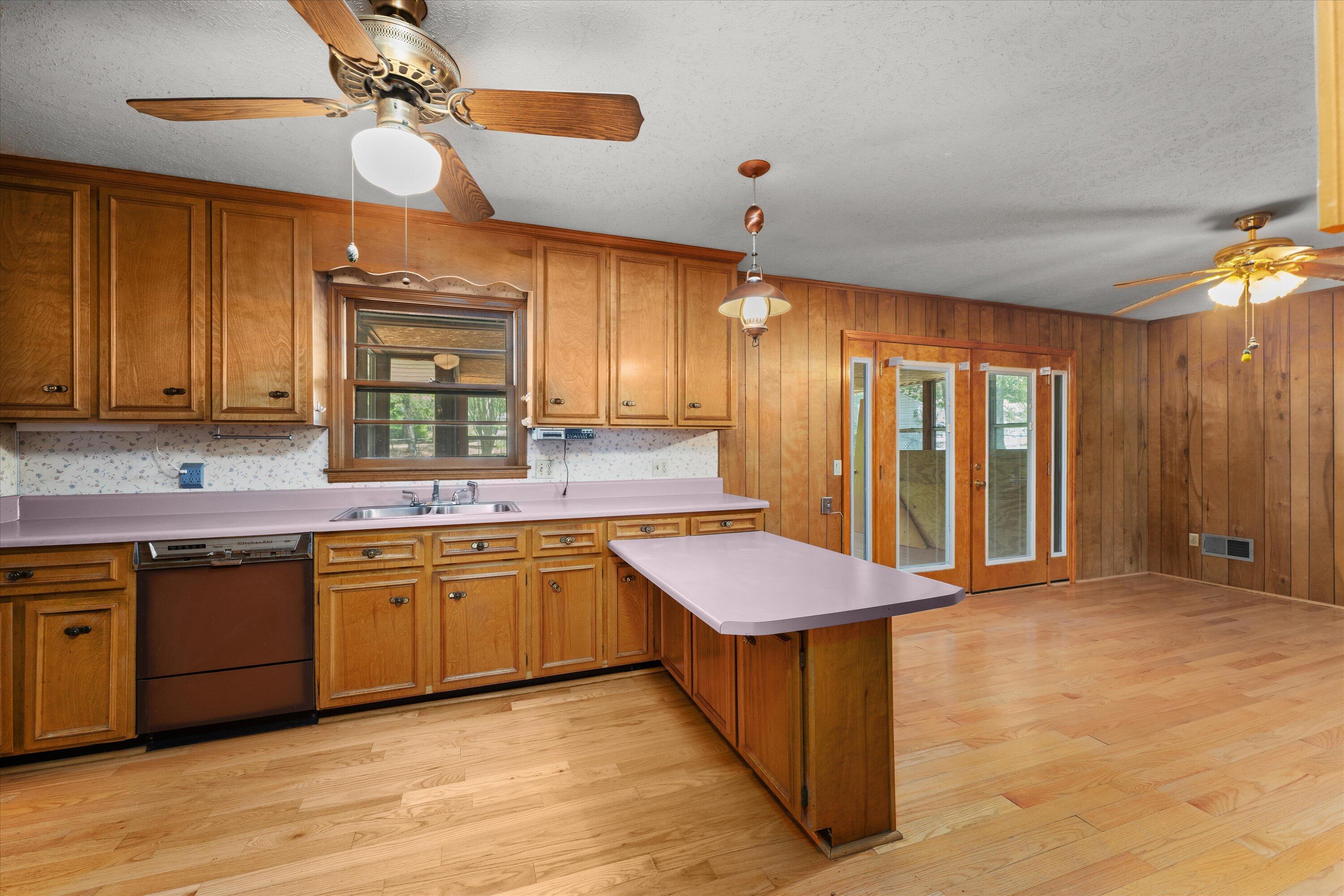 1914 Pine Log Road Aiken, SC 29803 - Photo 17 of 49 34-P1709966